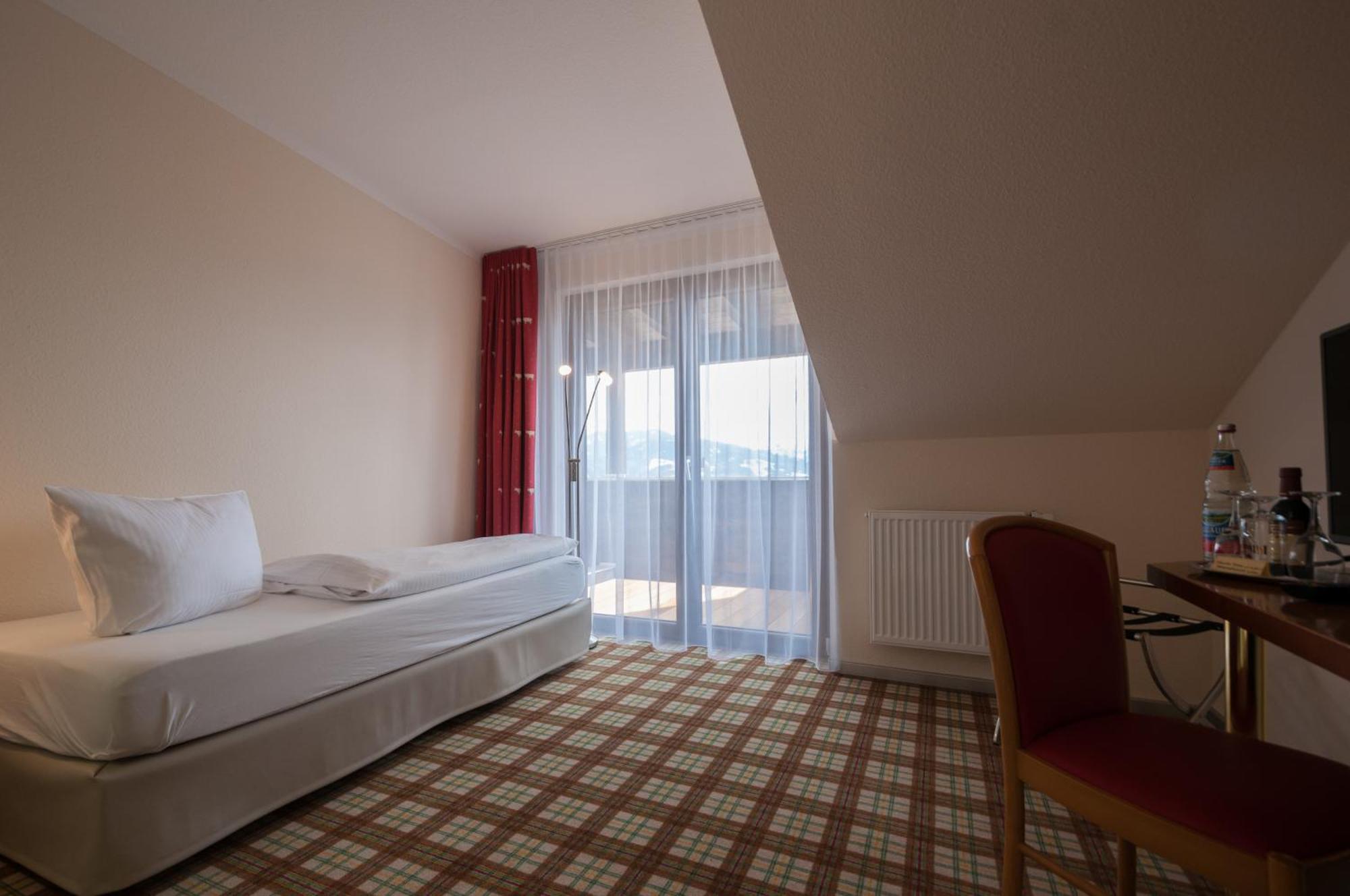 Panoramahotel Kuehbergalp 3*